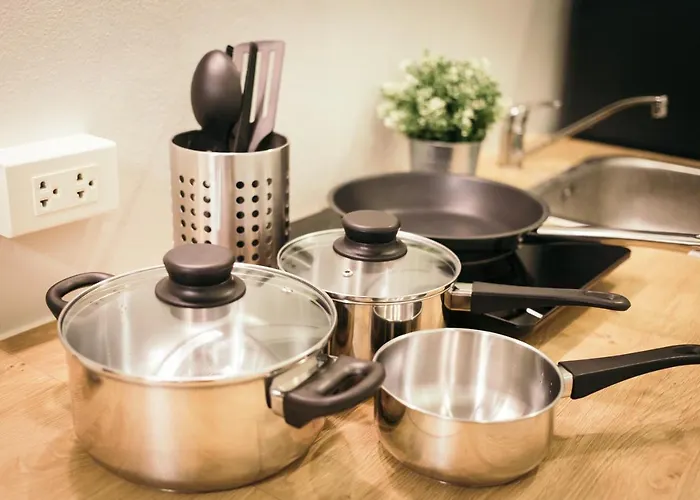 T1 Large Full Kitchen 100m. To Bts *